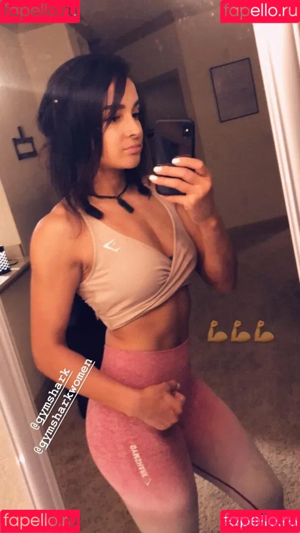 Dakota Kai Onlyfans Photo Gallery 