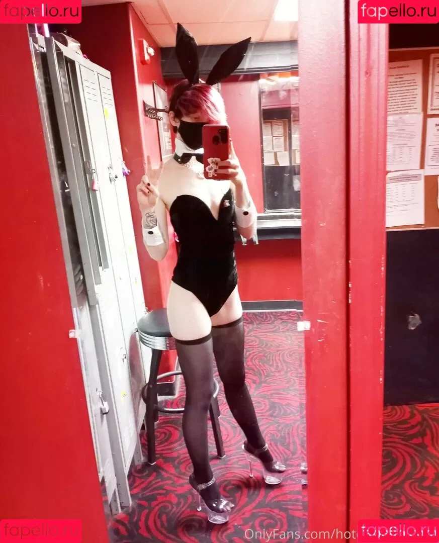 hotelbananamilk Onlyfans Photo Gallery 