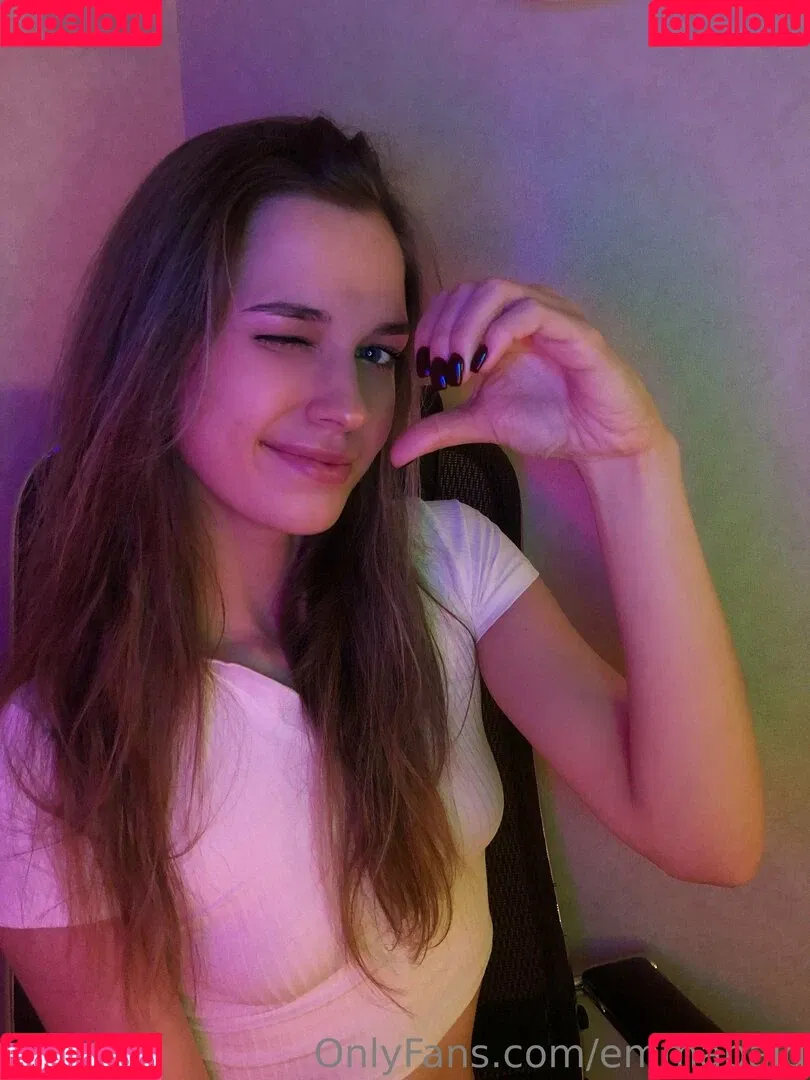 emmapaid Onlyfans Photo Gallery 