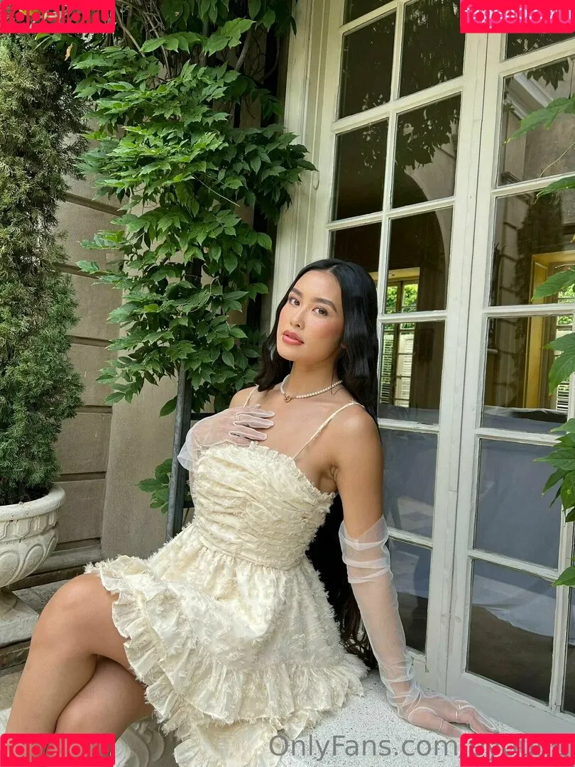eyoung Onlyfans Photo Gallery 