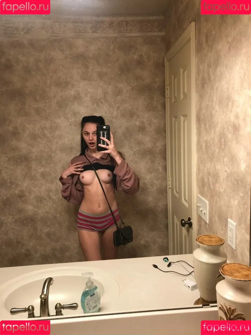 Rylrat Onlyfans Photo Gallery 