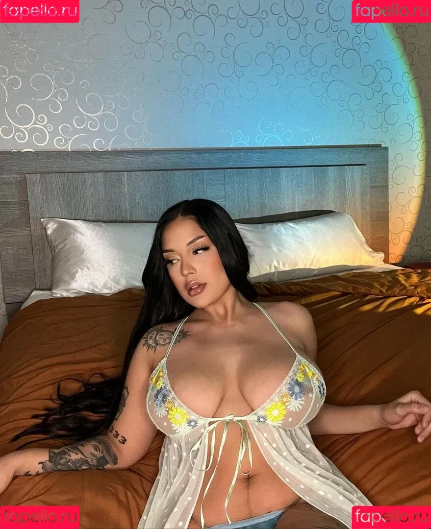 adianababyxo Onlyfans Photo Gallery 