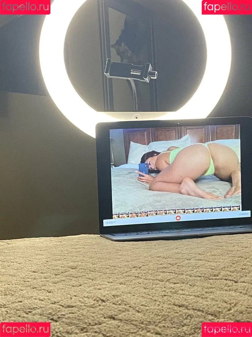 adianababyxo Onlyfans Photo Gallery 