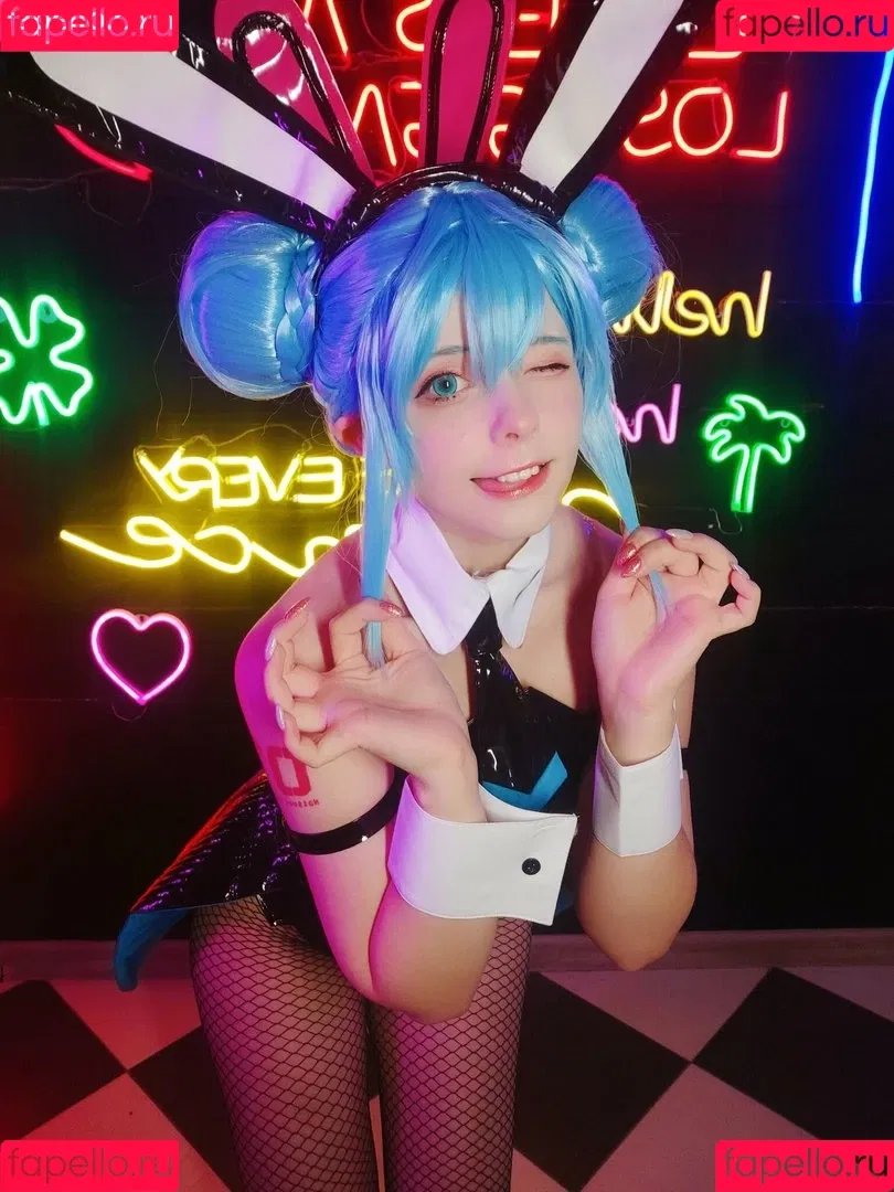 Saya Scarlet Onlyfans Photo Gallery 