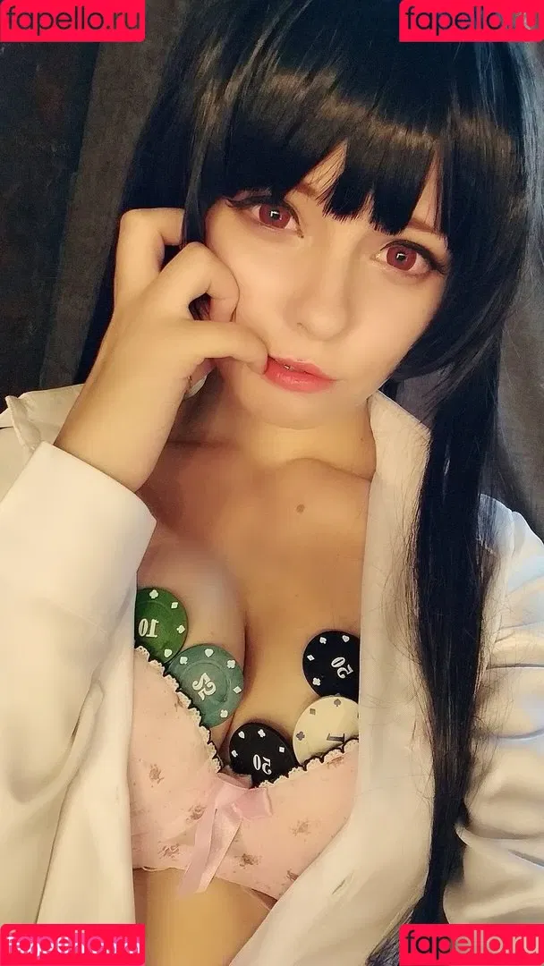 Saya Scarlet Onlyfans Photo Gallery 