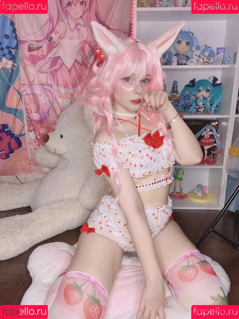 Saya Scarlet Onlyfans Photo Gallery 