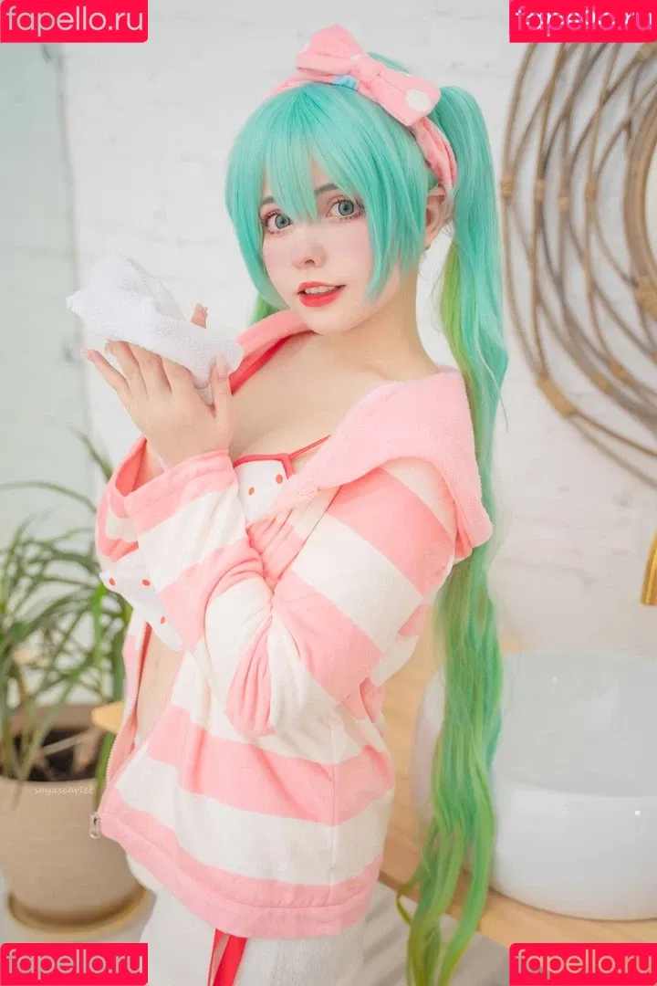 Saya Scarlet Onlyfans Photo Gallery 