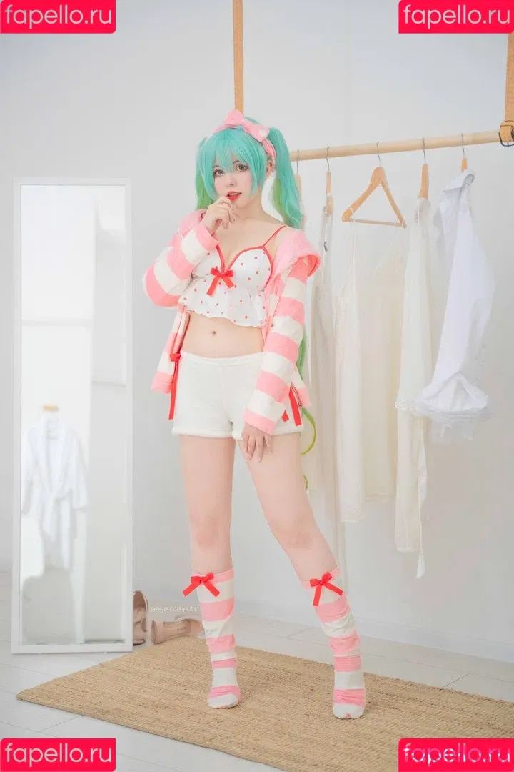 Saya Scarlet Onlyfans Photo Gallery 