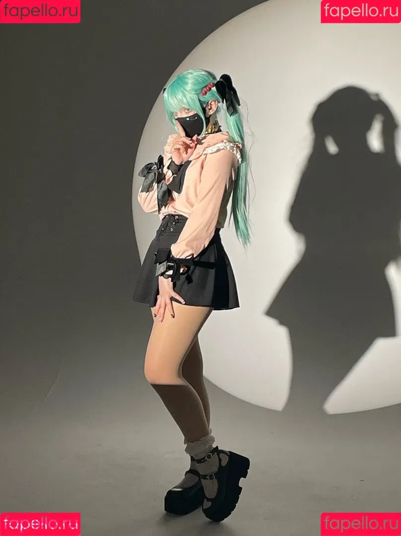 Saya Scarlet Onlyfans Photo Gallery 