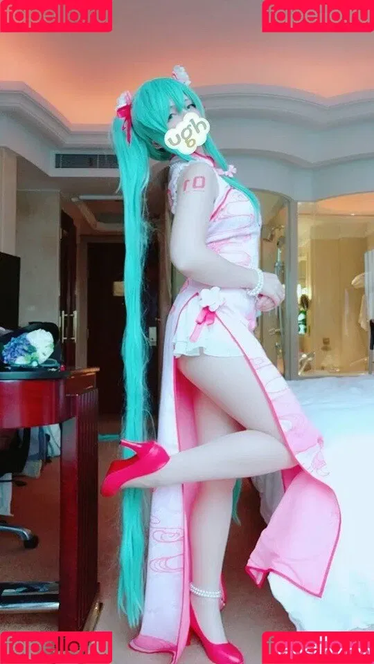 Saya Scarlet Onlyfans Photo Gallery 