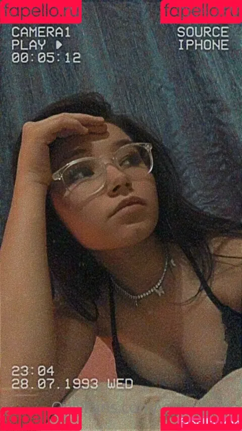 YasMineSis Onlyfans Photo Gallery 