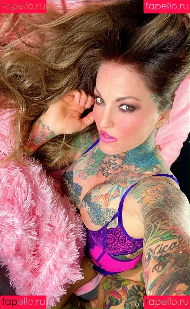 janine Onlyfans Photo Gallery 