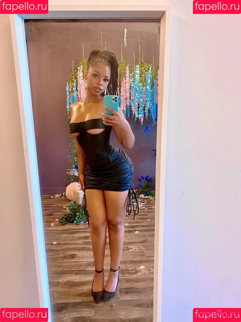 Chloe Bailey Onlyfans Photo Gallery 