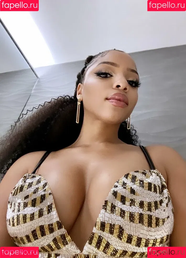 Chloe Bailey Onlyfans Photo Gallery 