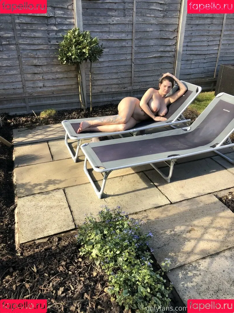 Bonnie Tawny Onlyfans Photo Gallery 