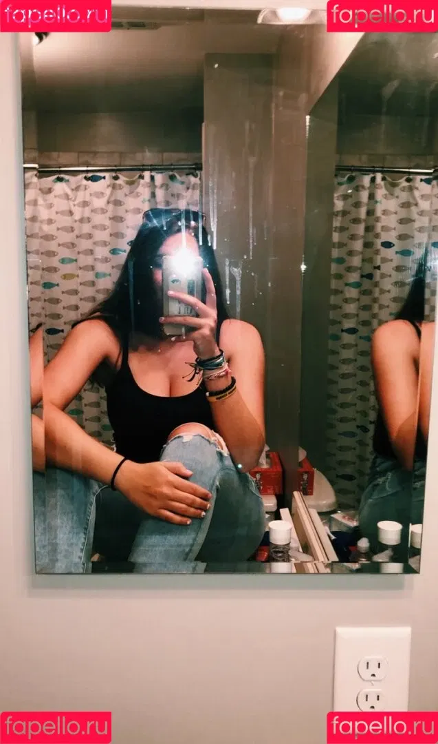 Hannah V Onlyfans Photo Gallery 