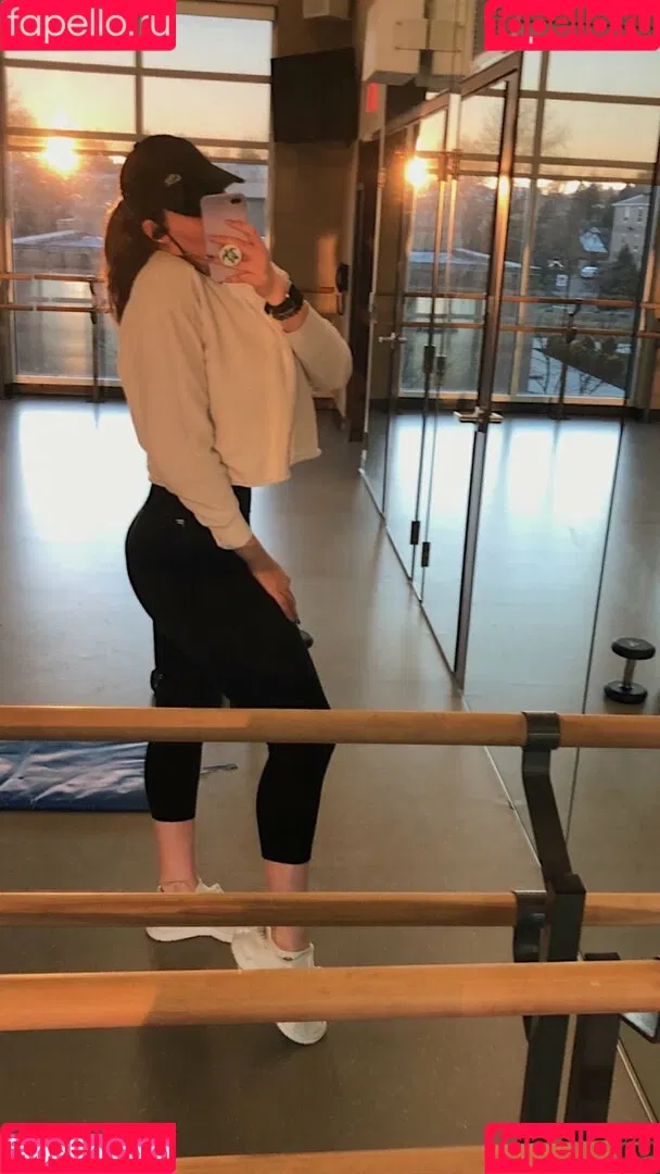 Hannah V Onlyfans Photo Gallery 