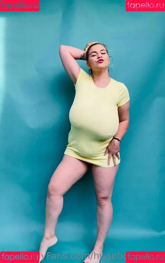 hugeboobserin Onlyfans Photo Gallery 