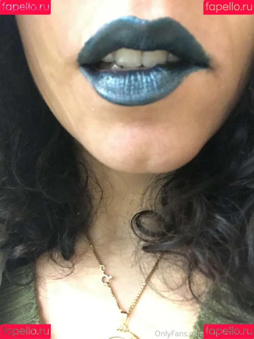 SouzanHalabi Onlyfans Photo Gallery 