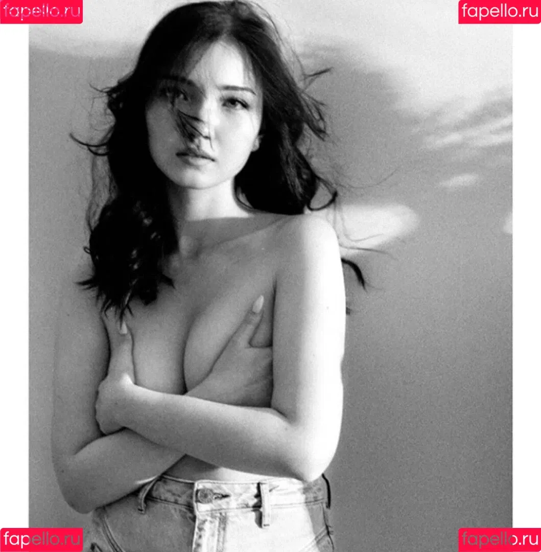 Aya Shalkar Onlyfans Photo Gallery 