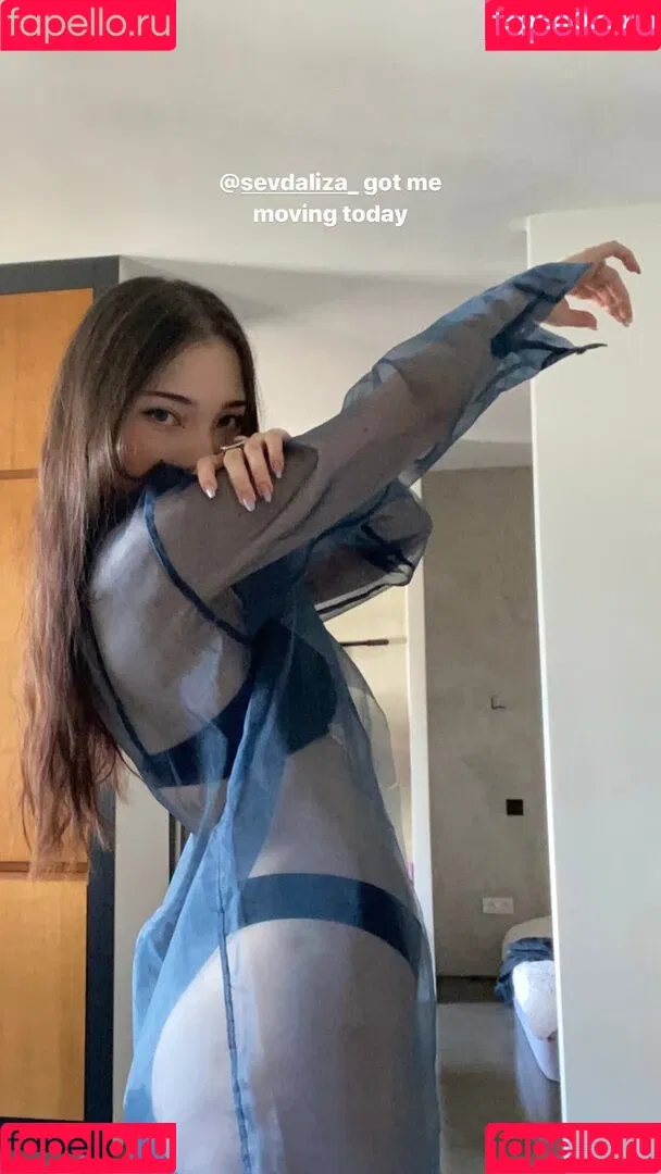 Aya Shalkar Onlyfans Photo Gallery 