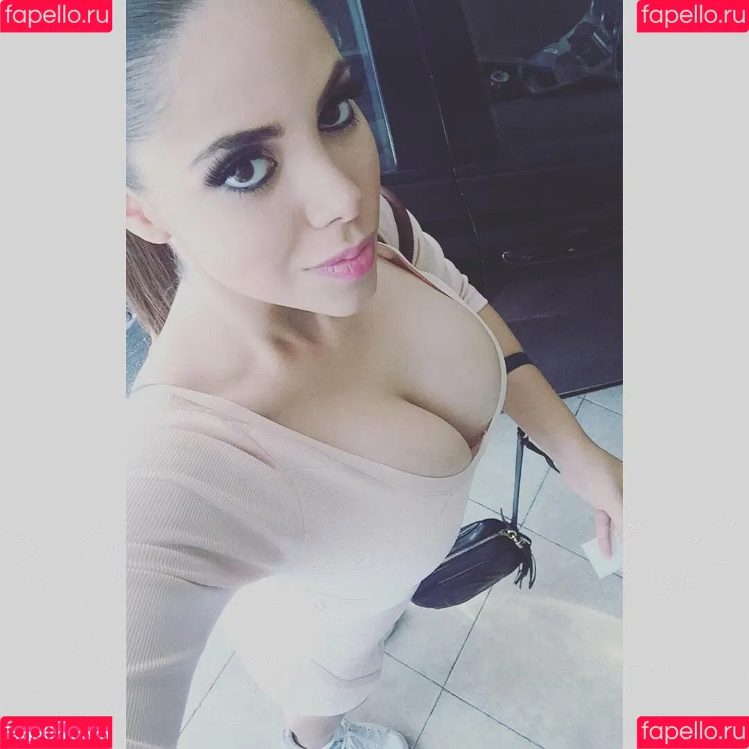 Claudia Guajardo Onlyfans Photo Gallery 