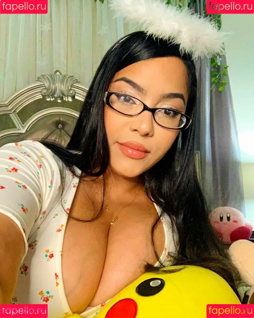 Jaki-Oppai Onlyfans Photo Gallery 