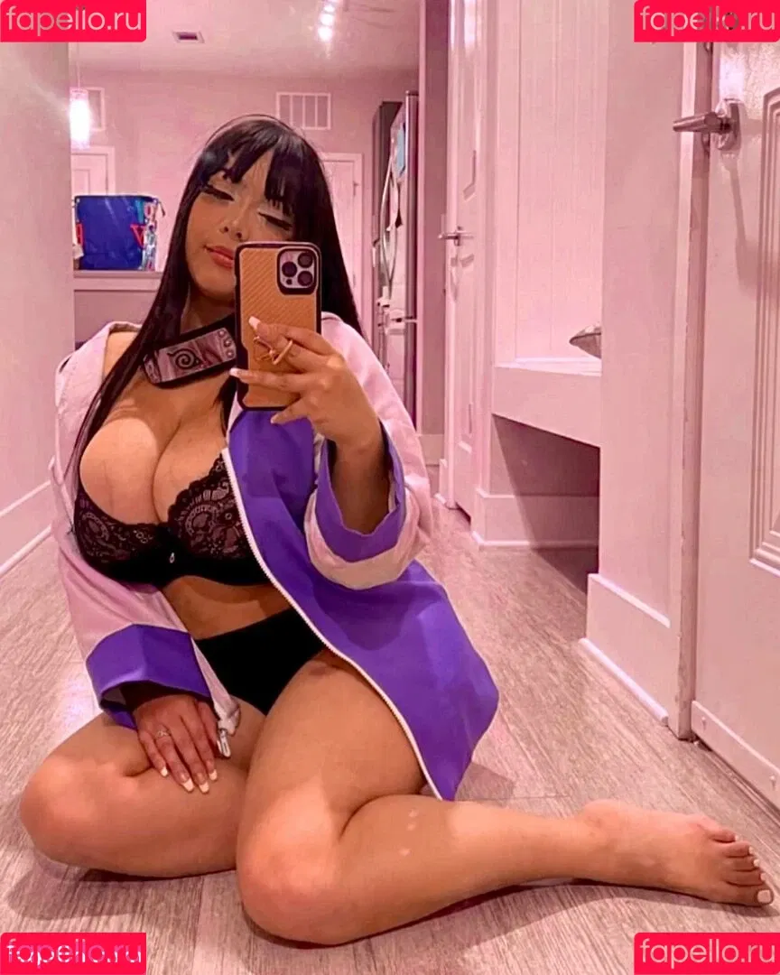 Jaki-Oppai Onlyfans Photo Gallery 