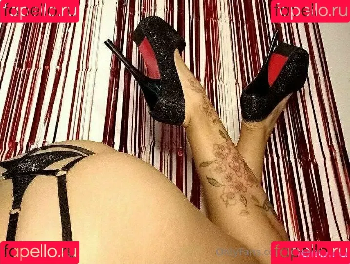 lolagomez1 Onlyfans Photo Gallery 