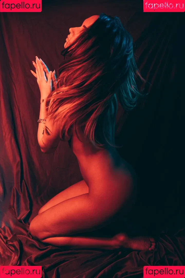 Lara Arluni Onlyfans Photo Gallery 