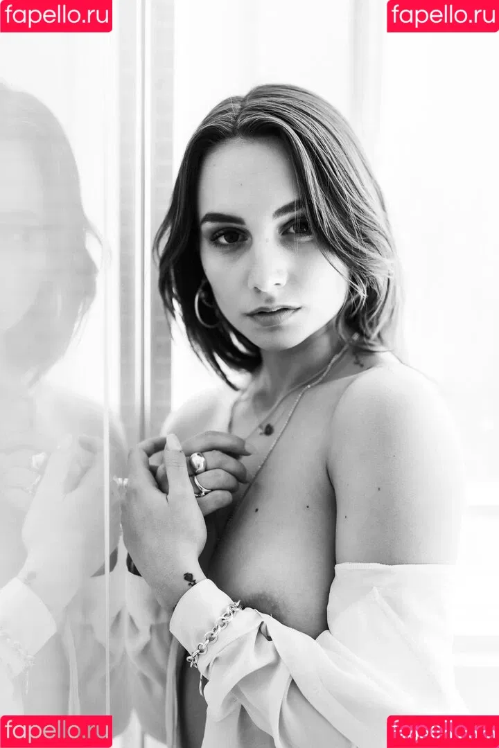 Lara Arluni Onlyfans Photo Gallery 