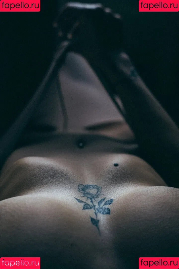 Lara Arluni Onlyfans Photo Gallery 