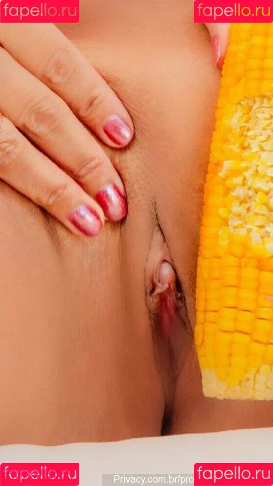 Geisy Arruda Onlyfans Photo Gallery 
