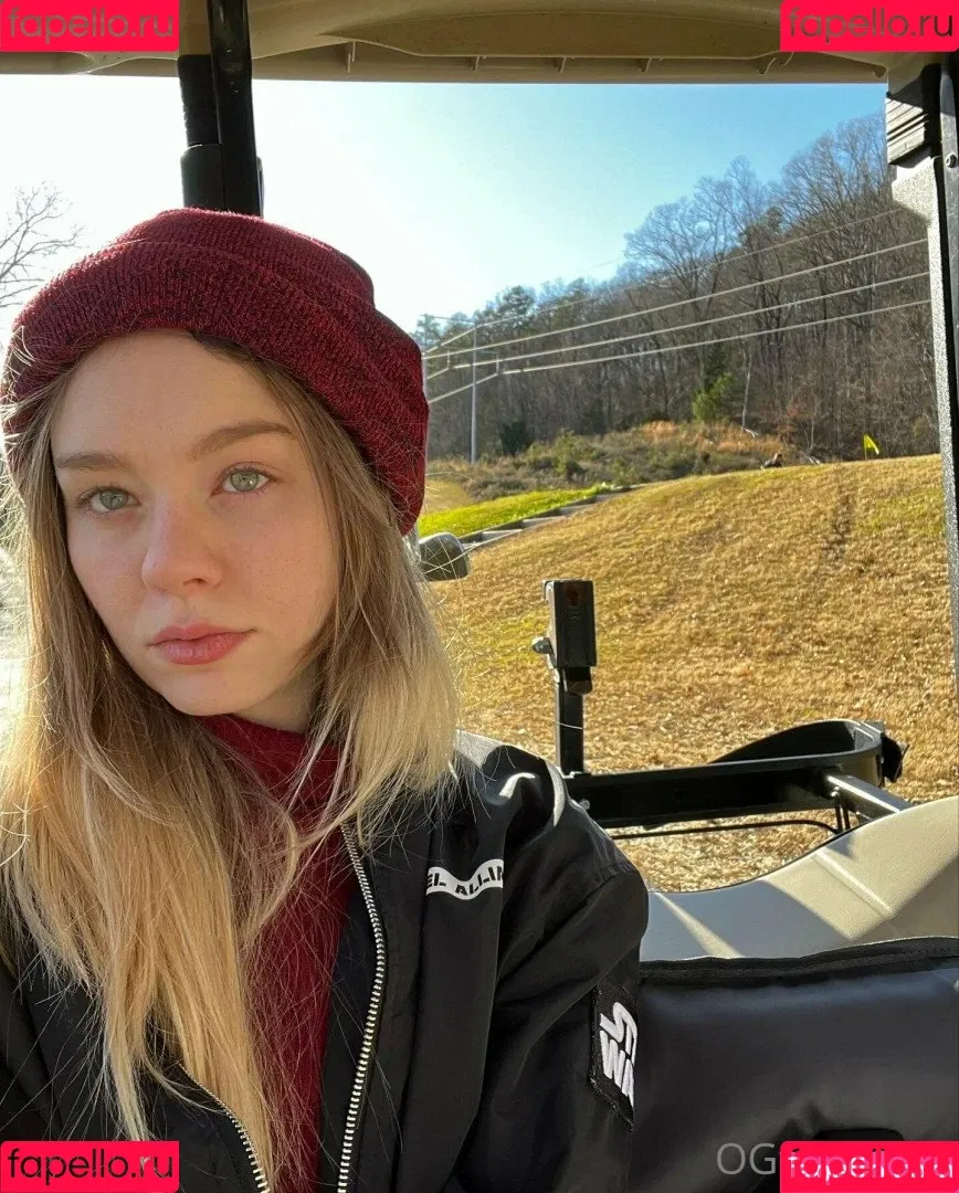 Sativa Skies Onlyfans Photo Gallery 