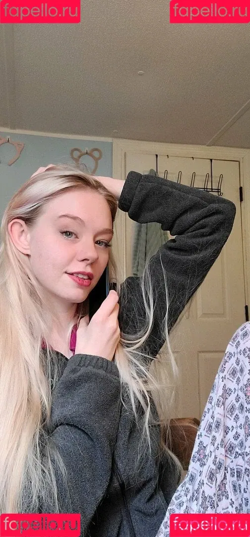 Sativa Skies Onlyfans Photo Gallery 