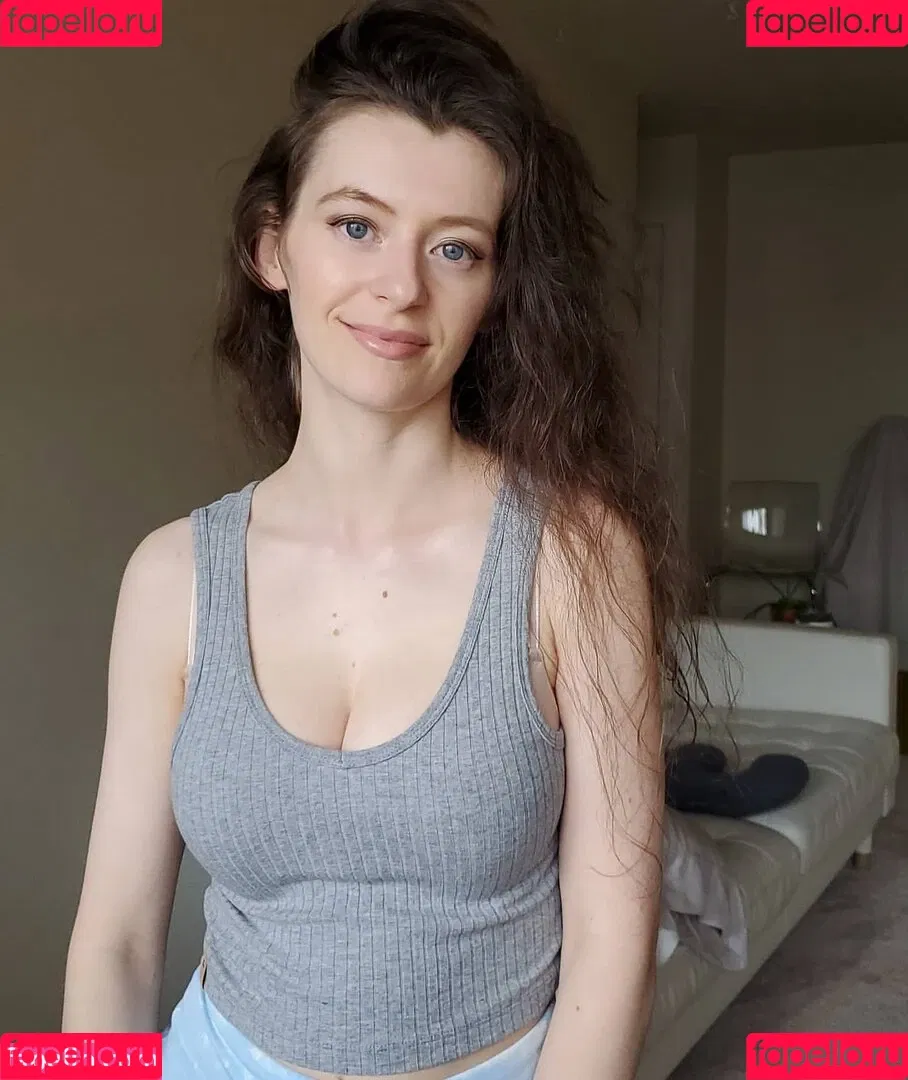 VioletFoxy Onlyfans Photo Gallery 