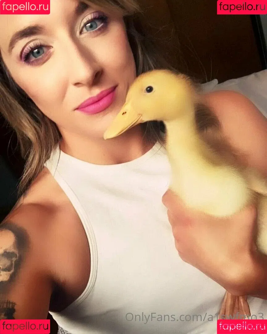 a1swfmo3 Onlyfans Photo Gallery 