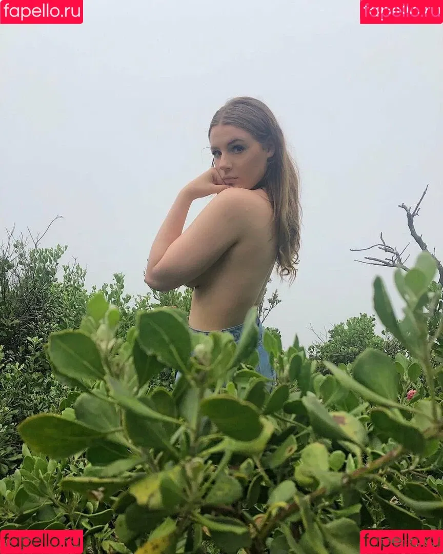 Alida Moya Onlyfans Photo Gallery 