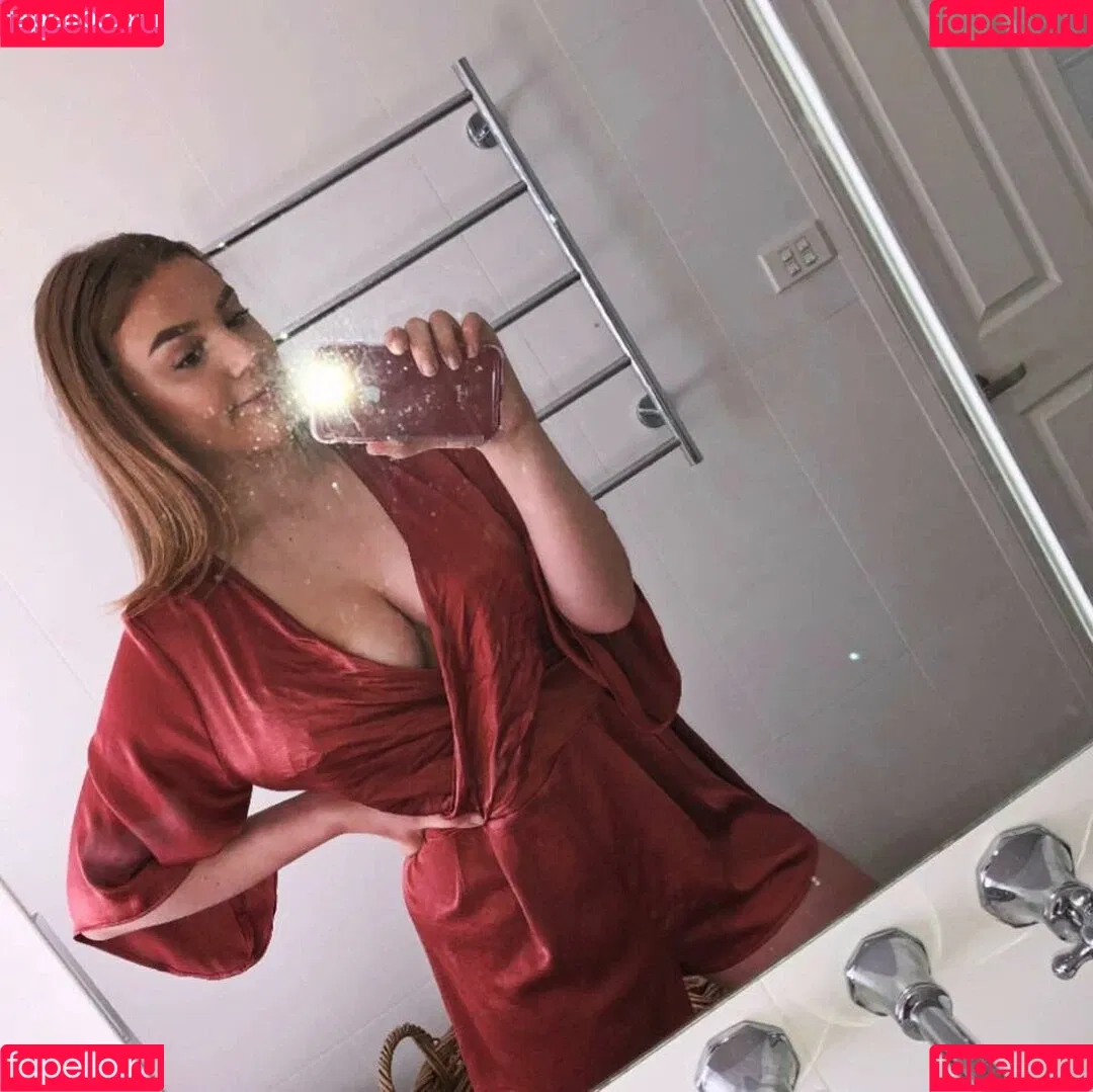 Alida Moya Onlyfans Photo Gallery 