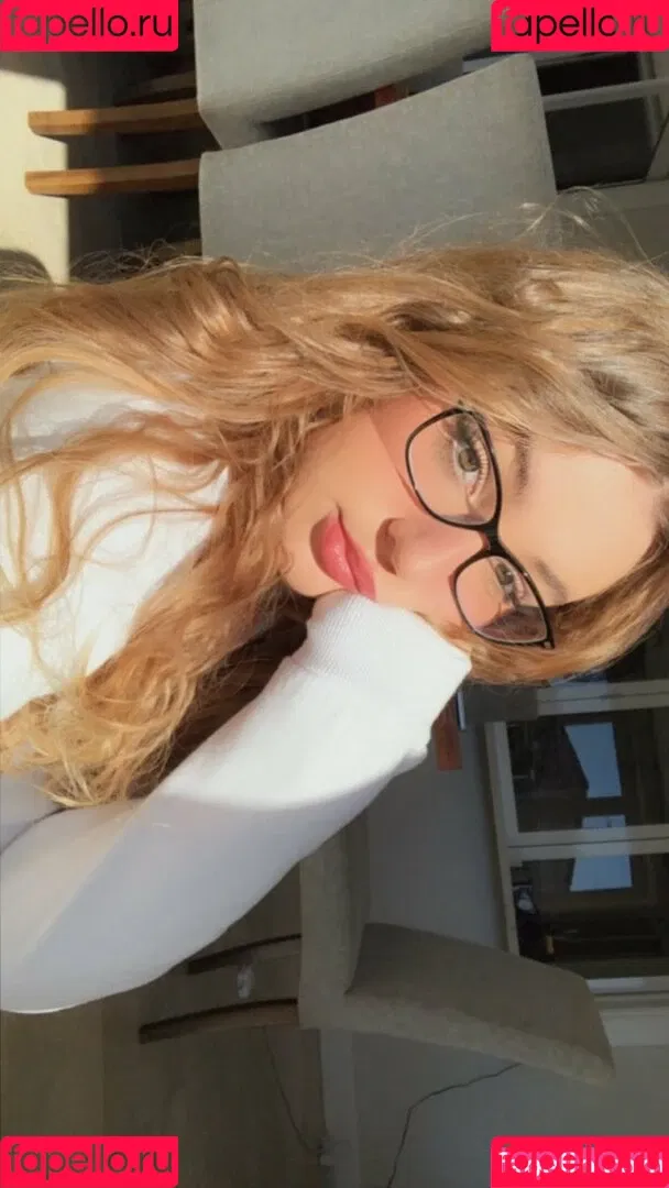 Alida Moya Onlyfans Photo Gallery 