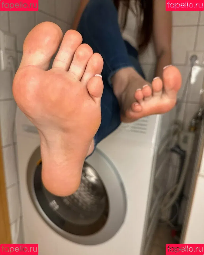 yaasemiin Onlyfans Photo Gallery 