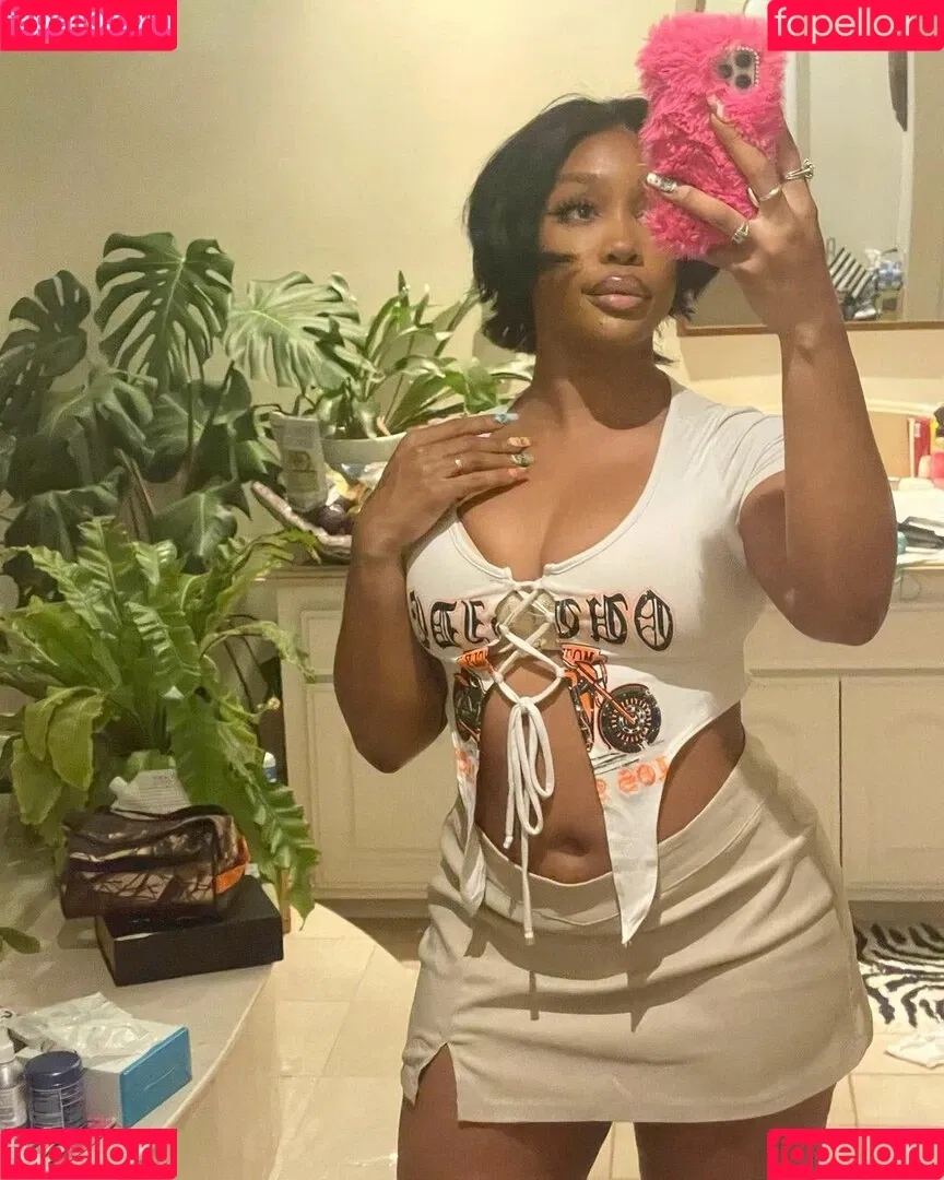 SZA Onlyfans Photo Gallery 
