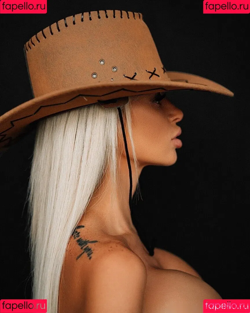 Marta Mayer Onlyfans Photo Gallery 