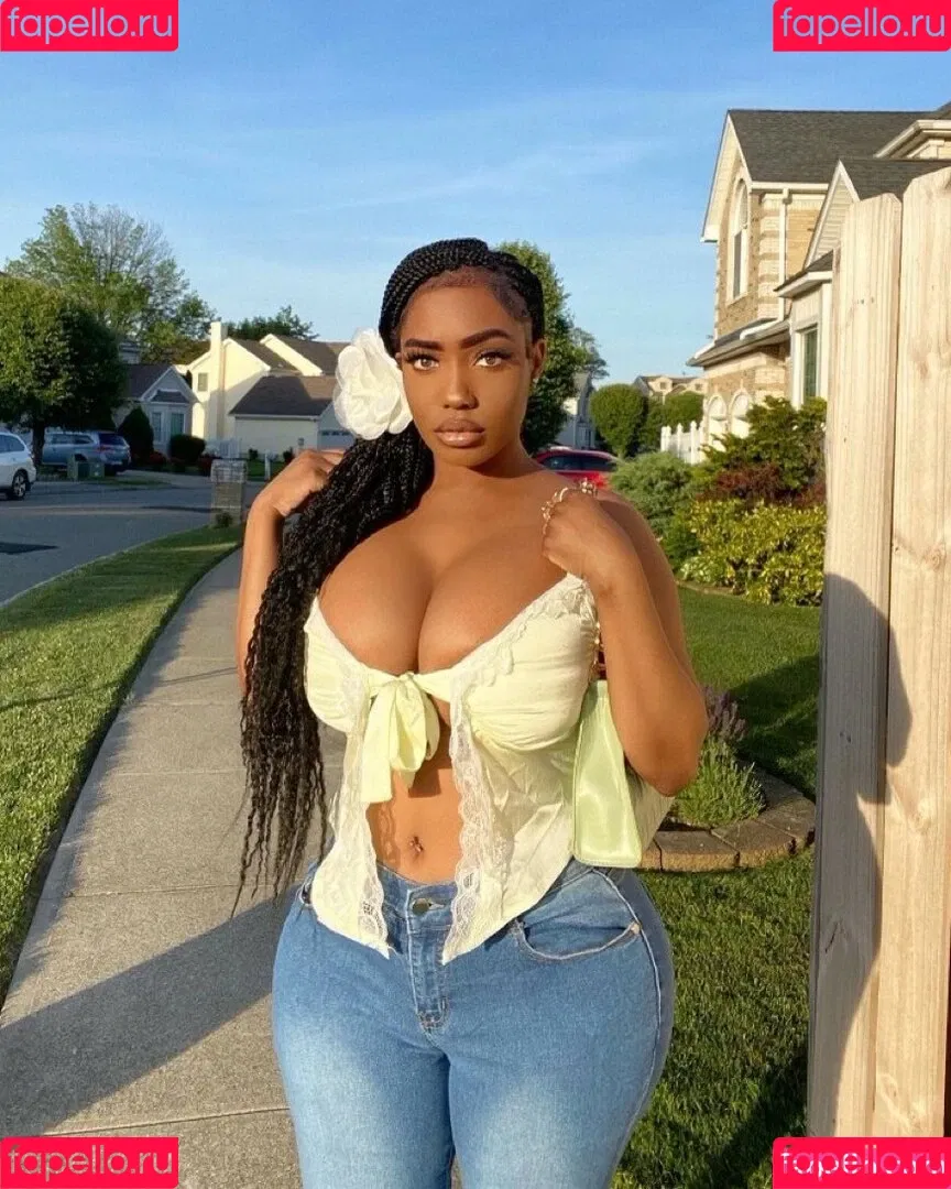 Mswandaxo Onlyfans Photo Gallery 