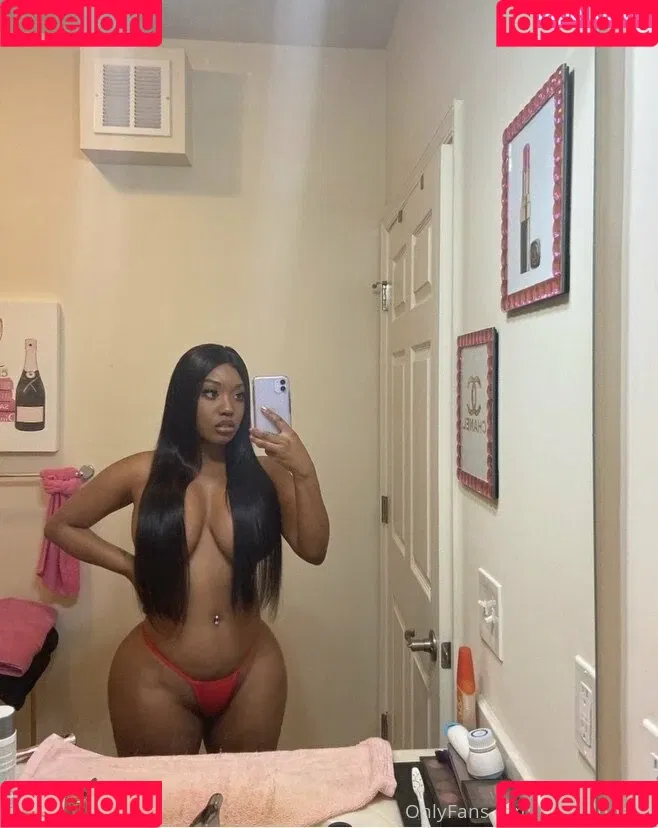 Mswandaxo Onlyfans Photo Gallery 