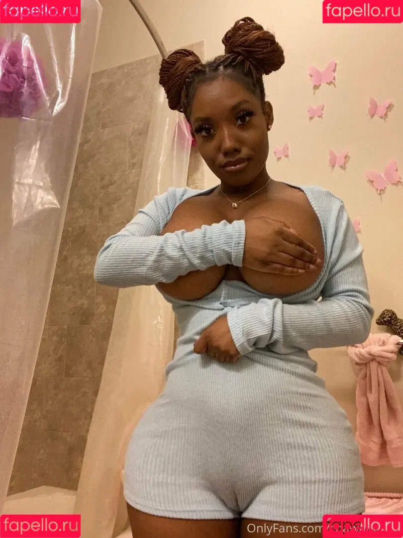 Mswandaxo Onlyfans Photo Gallery 