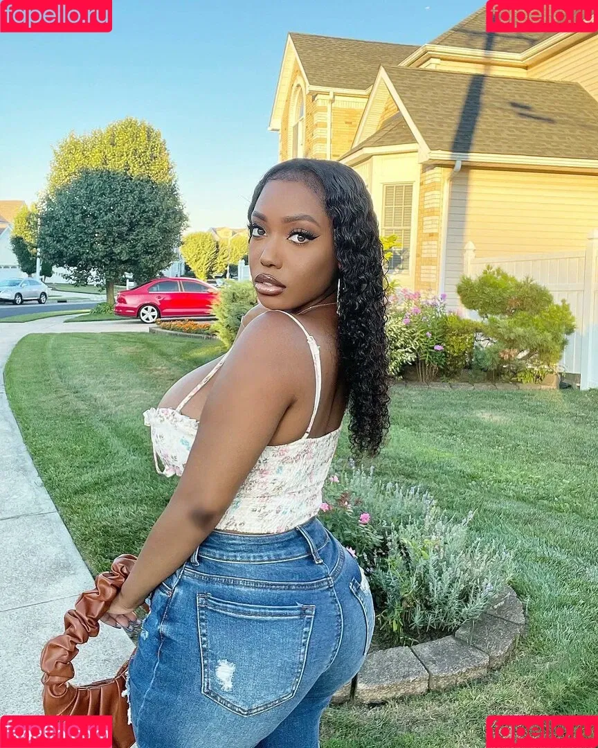 Mswandaxo Onlyfans Photo Gallery 