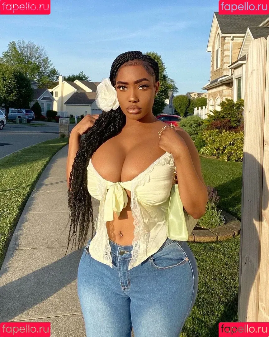 Mswandaxo Onlyfans Photo Gallery 