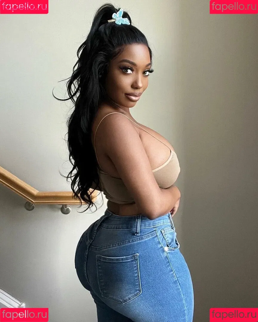Mswandaxo Onlyfans Photo Gallery 