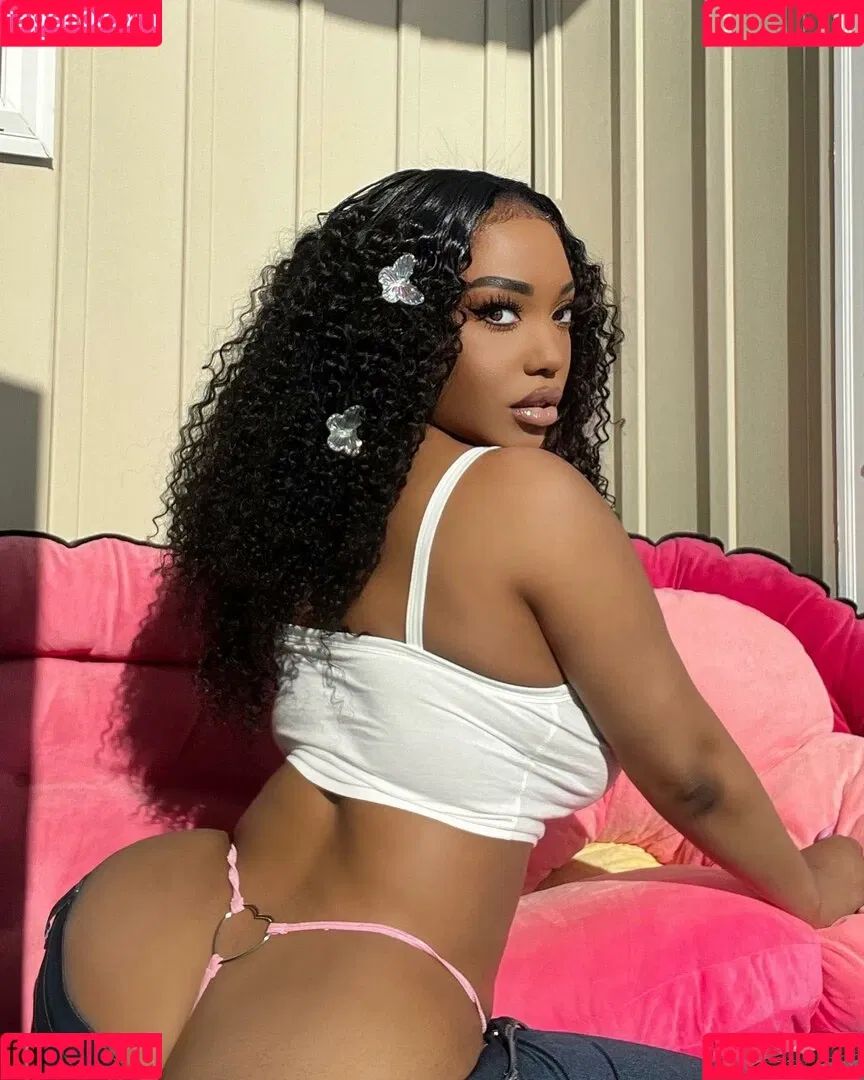 Mswandaxo Onlyfans Photo Gallery 